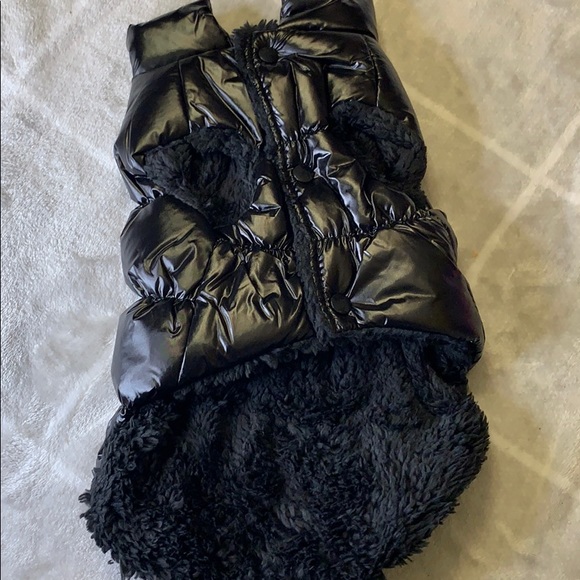 Pet puffer coats med and large only left - Picture 6 of 7